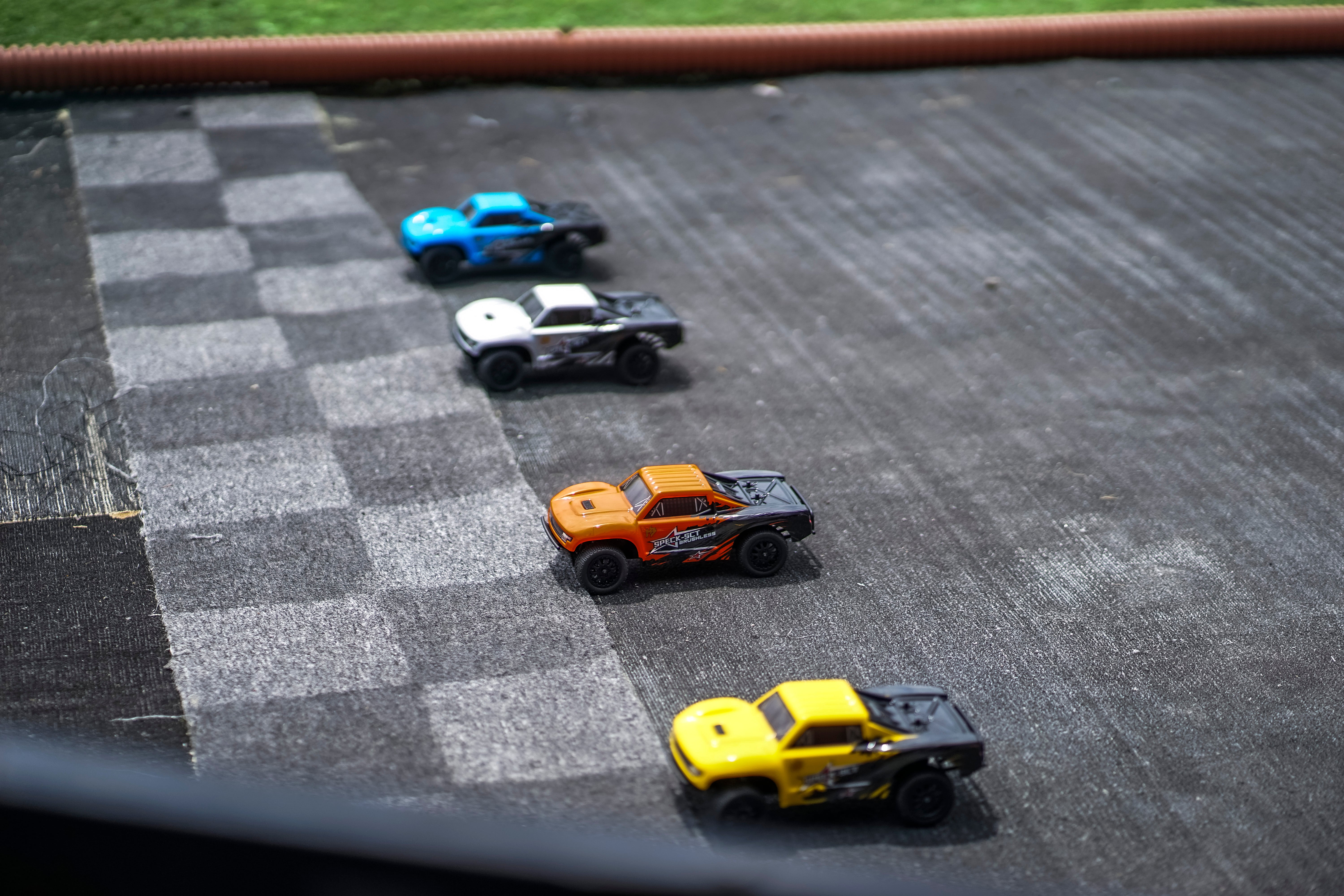 HobbyPlus 1:24 2WD SPECK-SCT BLS