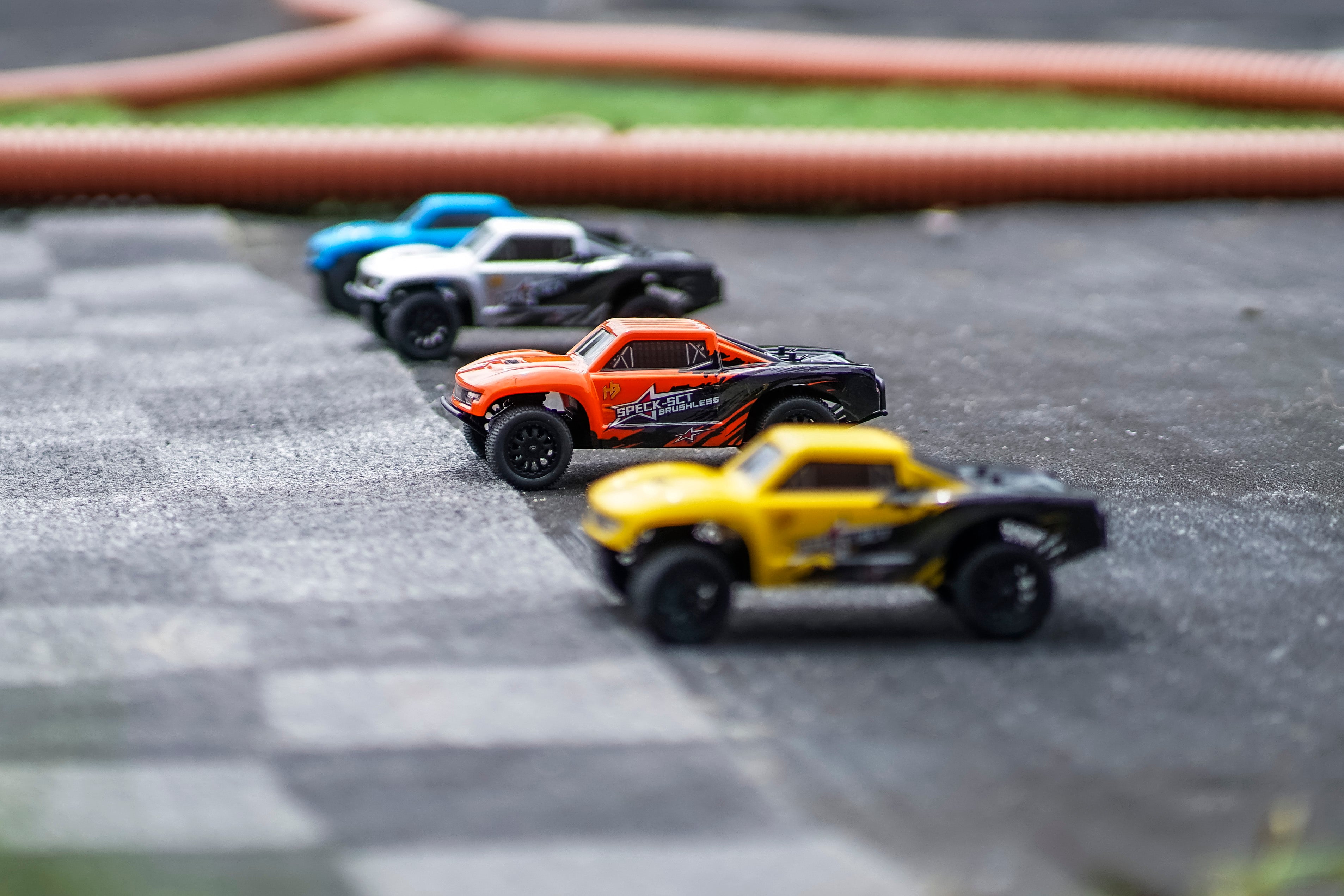 HobbyPlus 1:24 2WD SPECK-SCT BLS