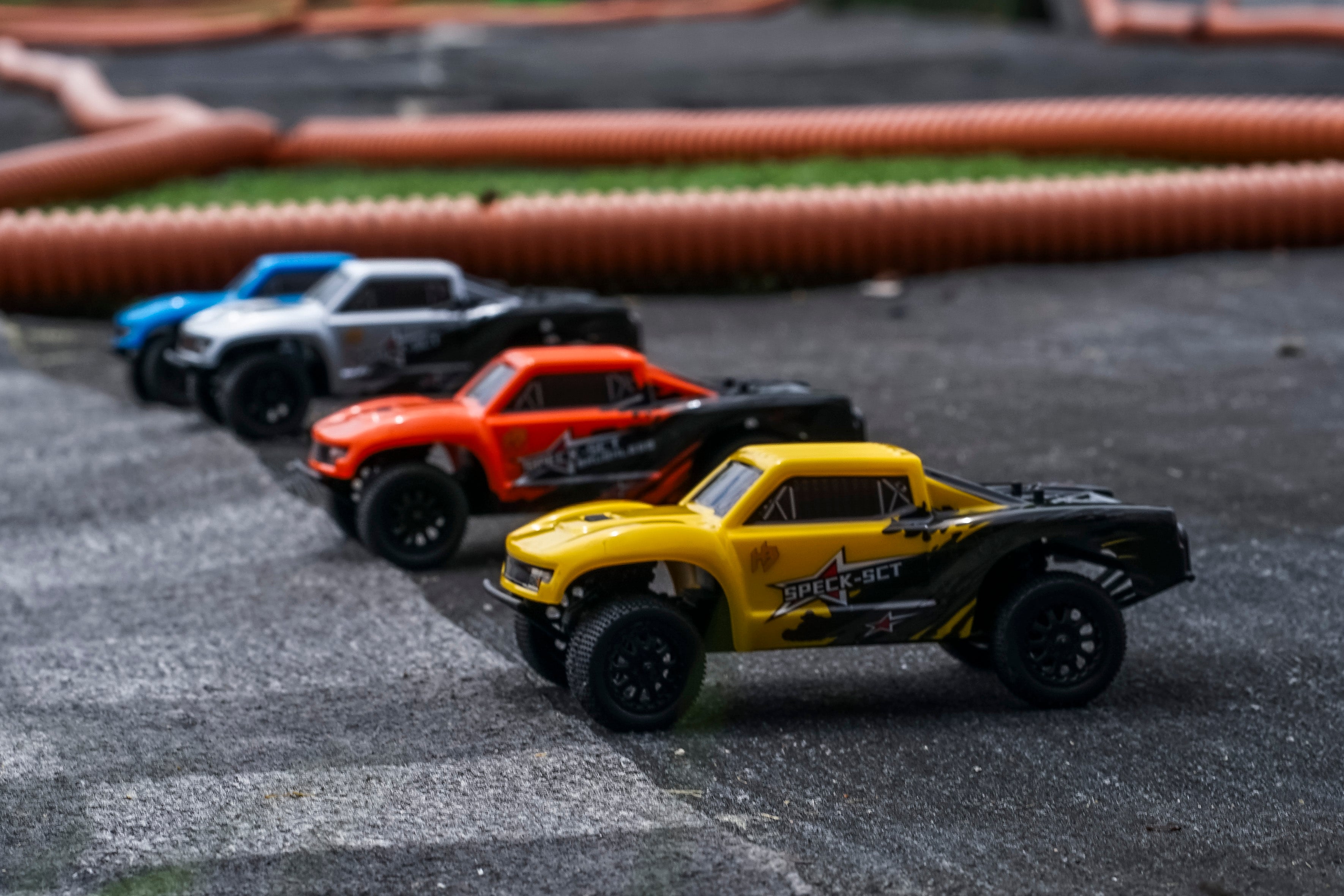 HobbyPlus 1:24 2WD SPECK-SCT BLS