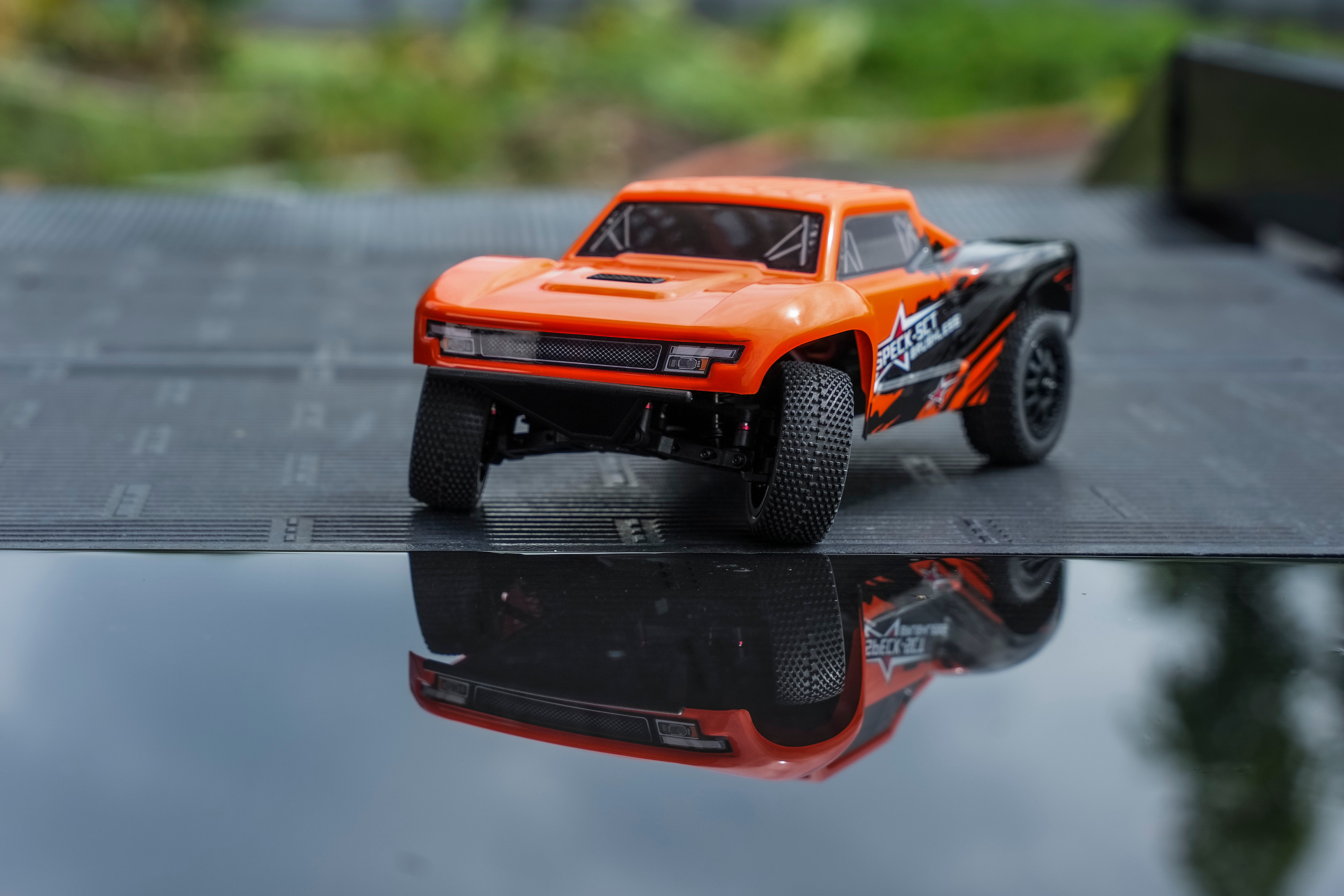 HobbyPlus 1:24 2WD SPECK-SCT BLS