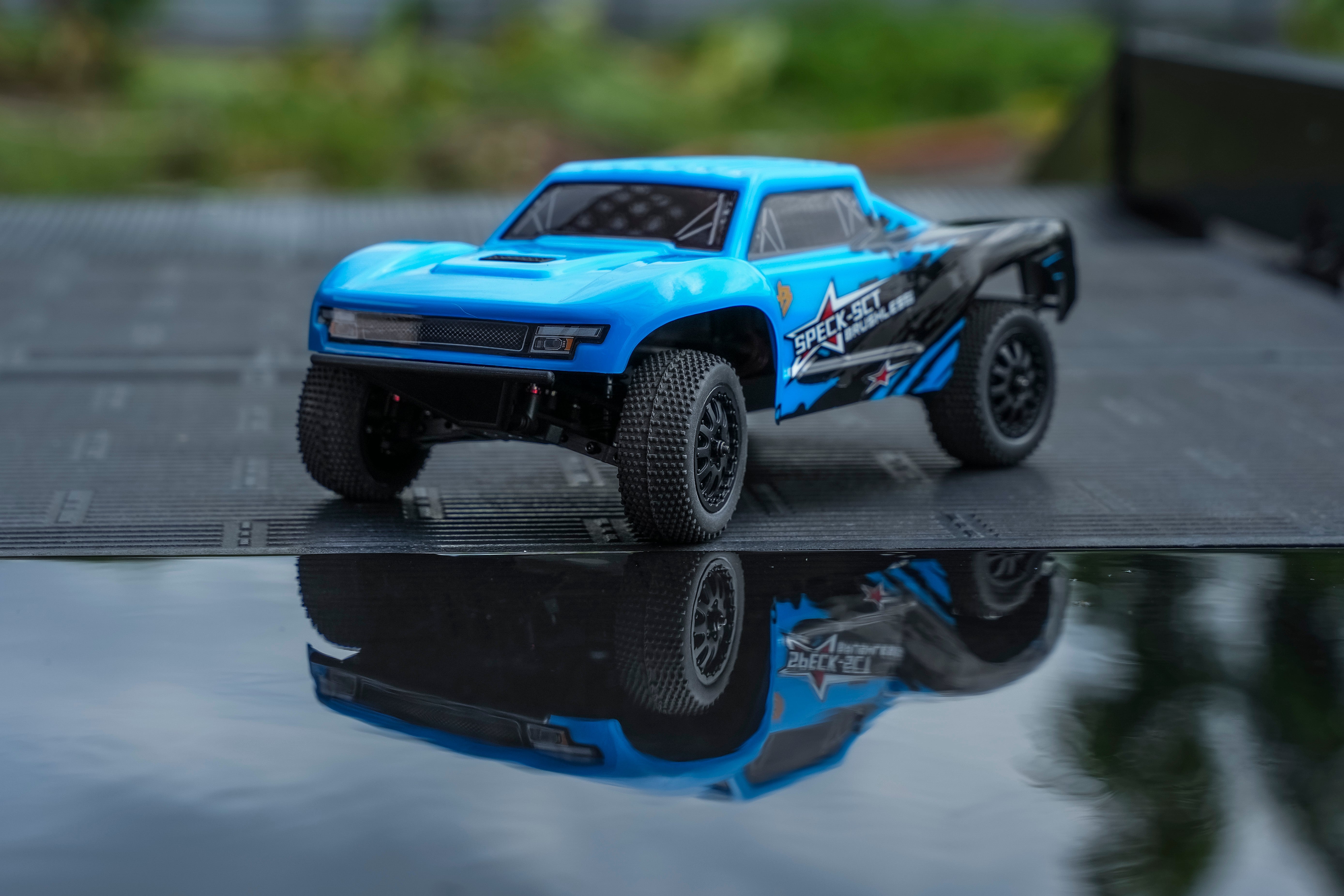 HobbyPlus 1:24 2WD SPECK-SCT BLS