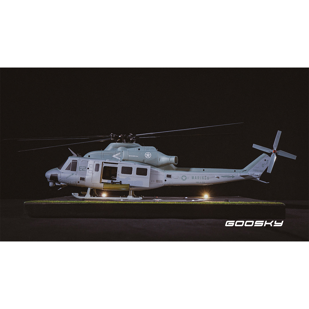 Goosky E2 UH-1Y 1:35 Scale Helicopter with Carrying Case