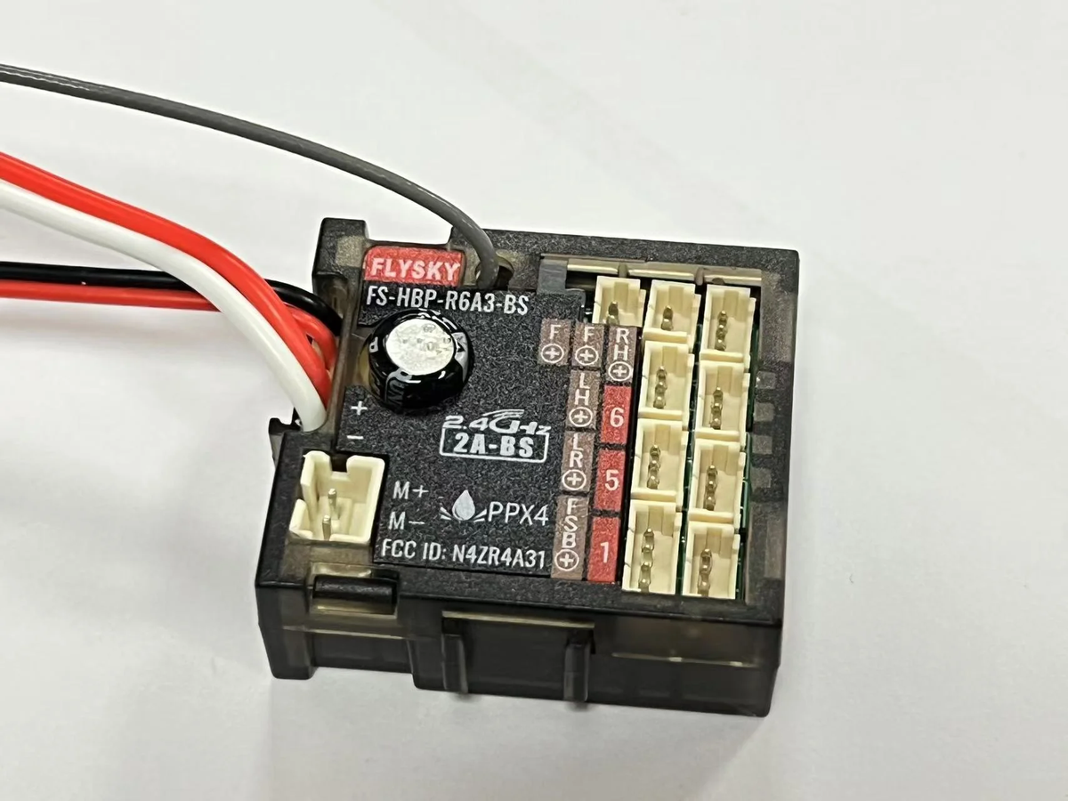 HobbyPlus 6ch 2 in 1 Brushed ESC/RX (Light Module Built in) 2S Lipo