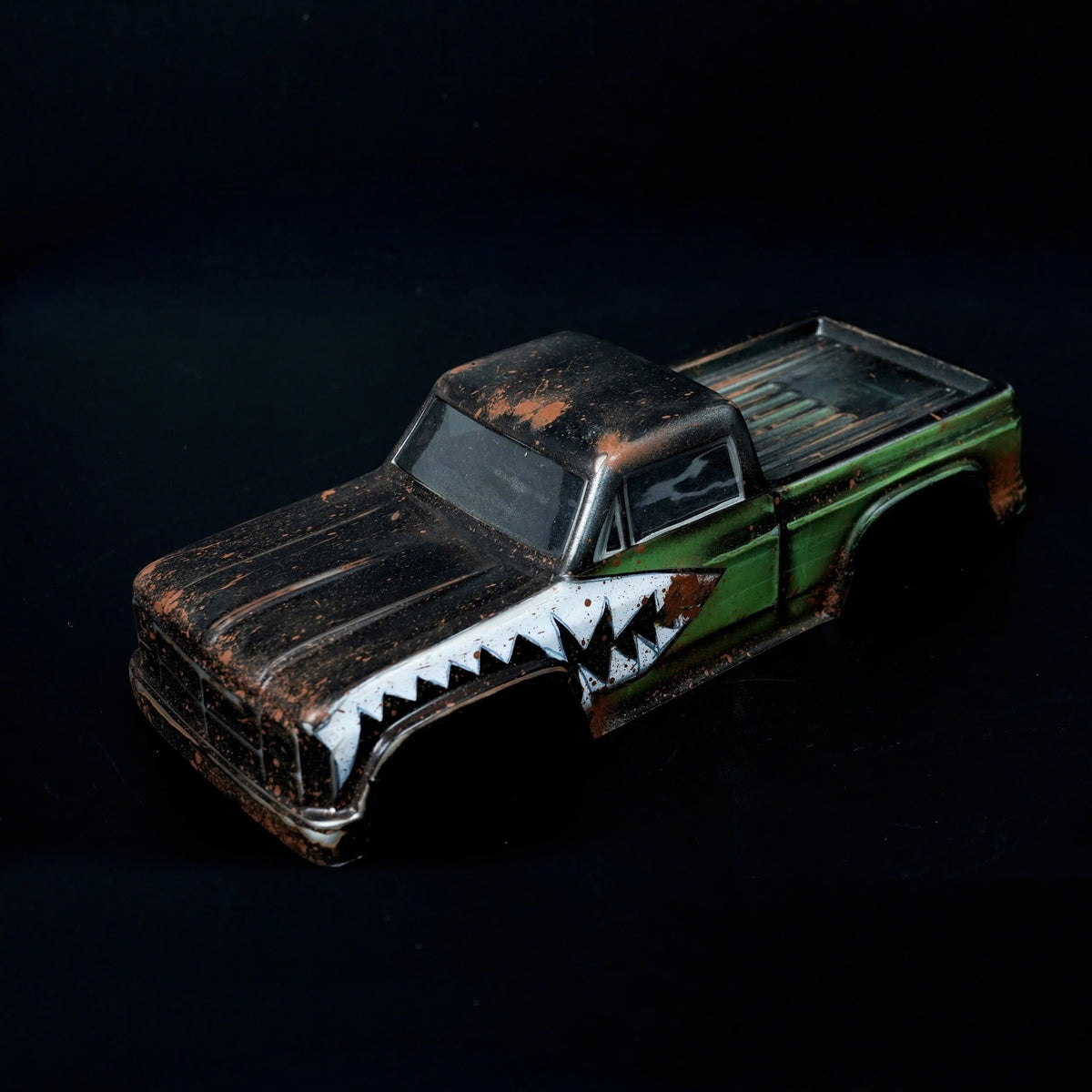 RADIANZ AXIAL  SCX24 RAM Airbrush Lexan Body - FireTrack